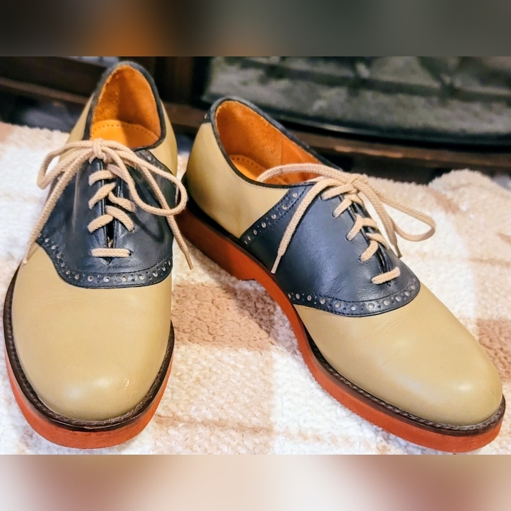 Vtg COLE HAAN Men's Two Tone Oxfords Beige Navy USA- US 7 1/2 D see measurements